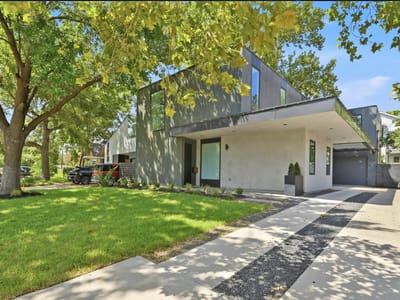 Property photo 2 at 3004 Fontana DR - 3 bed 3 bath home