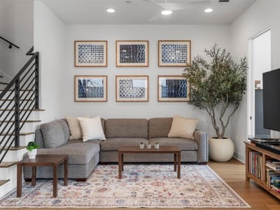 Living area at 3007 Chennault ST - 3 bed 2 bath home
