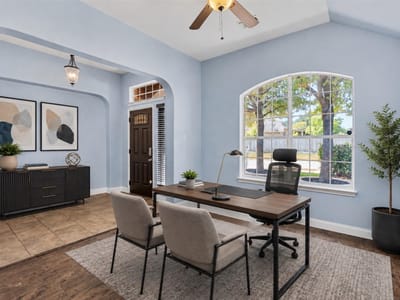 Property photo 4 at 3009 Centennial Olympic PARK - 3 bed 2 bath home