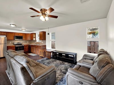 Property photo 4 at 301 Armstrong ST - 3 bed 1 bath home