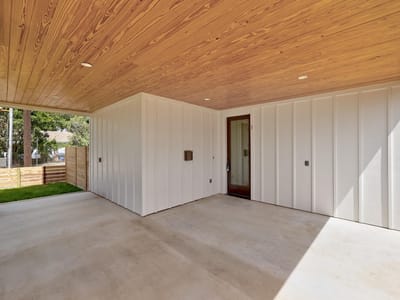 Property photo 3 at 301 N Pleasant Valley RD Unit #1 - 3 bed 3 bath home