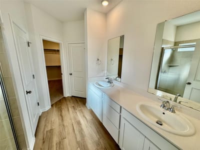 Kitchen at 301 Texas Agate DR - 5 bed 2 bath home
