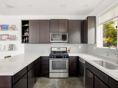 Property photo 2 at 301 W Stassney LN Unit #5 - 3 bed 2 bath home