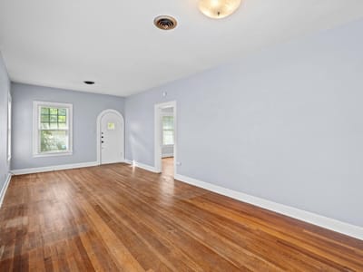 Living area at 3014 Hemphill PARK - 2 bed 1 bath home