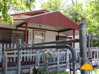 Living area at 3017 Lyons Rd - Chernosky 14, Austin, TX
