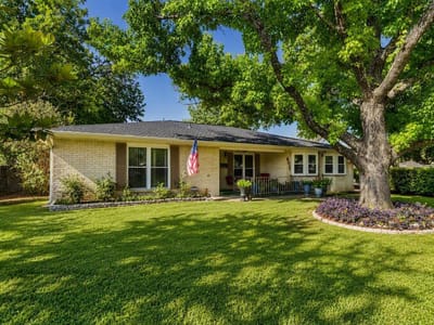 Property photo 2 at 3017 Val DR - 4 bed 2 bath home