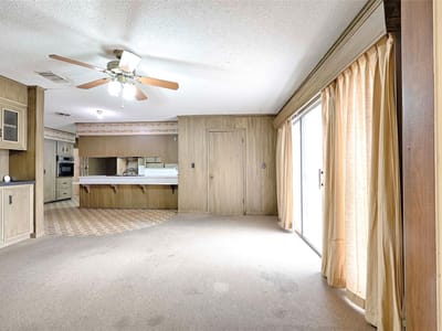 Bathroom at 302 Baumgarten St - 4 bed 3 bath home