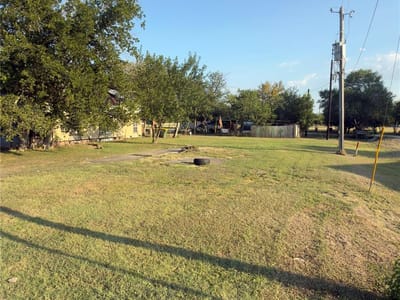 Property photo 2 at 302 E Parsons ST - Manor Town, Manor, TX