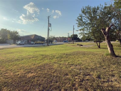 Property photo 5 at 302 E Parsons ST - Manor Town, Manor, TX
