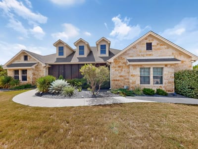 Property photo 2 at 302 High Plains DR - 4 bed 2 bath home
