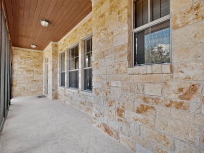 Property photo 5 at 302 High Plains DR - 4 bed 2 bath home
