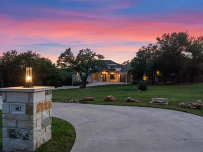 Property photo 3 at 302 Highland Spring LN - 4 bed 3 bath home