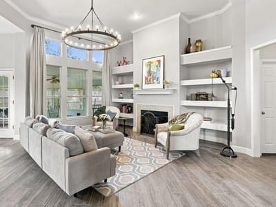 Primary bedroom at 302 N Carriage Hills DR - 3 bed 2 bath home