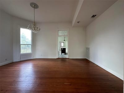 Kitchen at 302 N Fm 1660 Highway - 3 bed 2 bath home