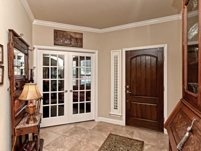 Kitchen at 302 Pipe Creek Ln - 3 bed 2 bath home
