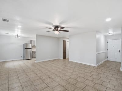 Bathroom at 302 Shadow Bend CV - 3 bed 2 bath home