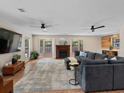 Living area at 3026 Gabriel View DR - 3 bed 2 bath home