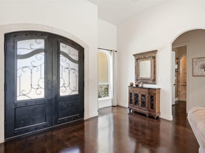 Property photo 4 at 303 N Mustang Ave - 4 bed 4 bath home