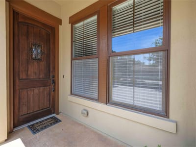 Primary bedroom at 304 Belforte Ave - 2 bed 2 bath home