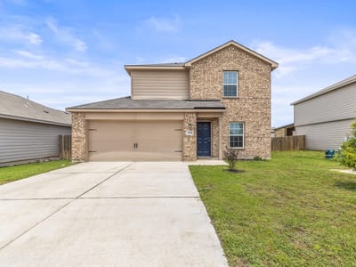 Living area at 304 Hyacinth WAY Unit #7-K - 3 bed 2 bath home