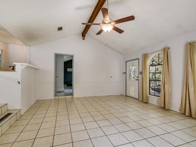 Property photo 3 at 304 Lea LN - 2 bed 2 bath home