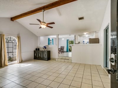 Property photo 5 at 304 Lea LN - 2 bed 2 bath home