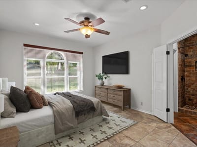Primary bedroom at 304 Marigold LN - 5 bed 3 bath home