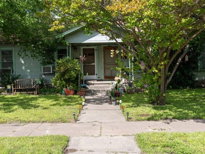 Primary bedroom at 304 S Walnut St Unit #A, B, & C - L S C 1st, Lampasas, TX