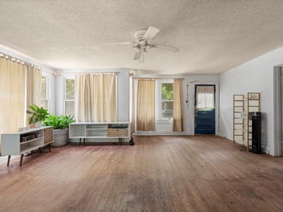 Living area at 304 W 42nd ST - 1 bed 1 bath home