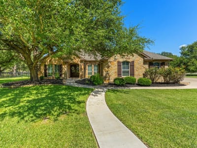 Property photo 5 at 3041 Rolling Meadow DR - 4 bed 3 bath home