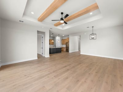 Property photo 3 at 305 Kanarra Creek RD - 3 bed 2 bath home