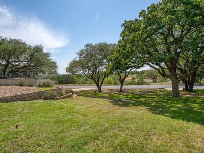 Property photo 5 at 305 Onyx DR - 3 bed 2 bath home