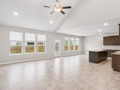 Property photo 5 at 305 Painted Creek WAY - 5 bed 4 bath home
