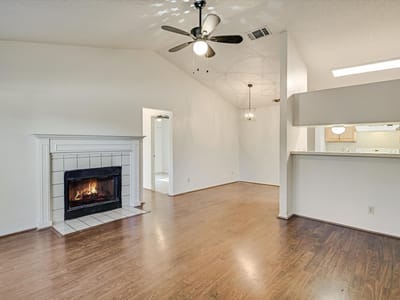 Bathroom at 305 Regatta CT - Lohmans Crossing Estates Sec 1, Lakeway, TX