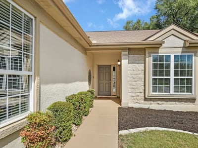 Kitchen at 305 Rosecliff Dr - 3 bed 2 bath home