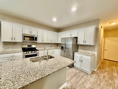 Living area at 305 Rusk Bluff Ave - 3 bed 2 bath home