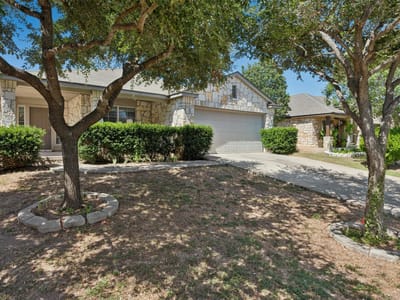 Property photo 2 at 305 Verano DR - 4 bed 2 bath home