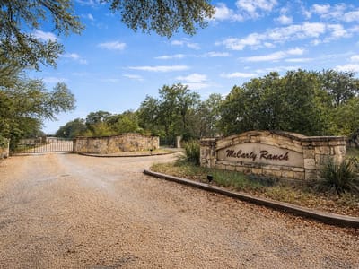 Living area at 3050 Oak Ledge - McCarty Ranch Ph One, San Marcos, TX