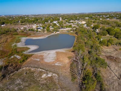 Primary bedroom at 306 Cresthill CSWY - Green Pastures Sec 3, Kyle, TX