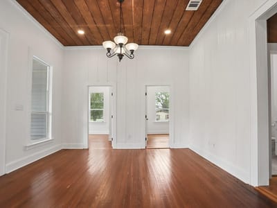 Living area at 306 Rivers St - 3 bed 2 bath home