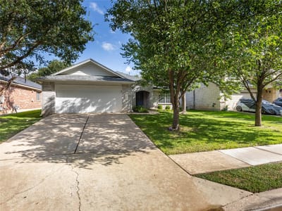 Bathroom at 3064 Bent Tree LOOP - 3 bed 2 bath home