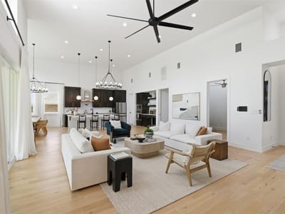 Kitchen at 307 Chisholm TRL - 3 bed 2 bath home