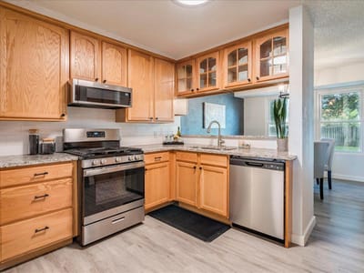 Property photo 4 at 308 Bonita Vista DR - 3 bed 2 bath home
