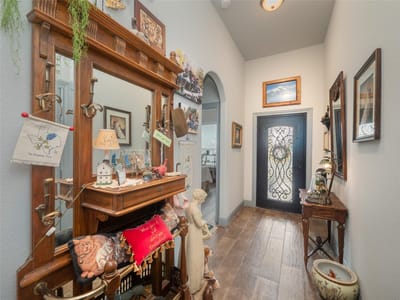 Kitchen at 308 Buckhorn DR - 4 bed 2 bath home