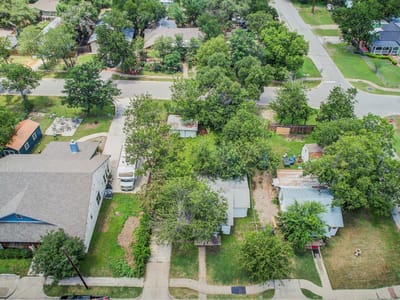 Primary bedroom at 308 E Austin Ave - Round Rock City, Round Rock, TX