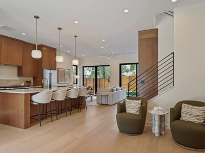 Living area at 308 El Paso ST - 5 bed 4 bath home