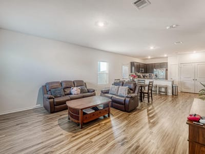 Photo 4 of 29 at 308 Geode GLN - 3 bed 2 bath home