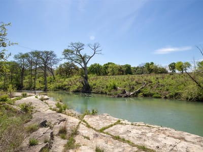 Bathroom at 308 Ridge Oak Dr - River Oaks Of Wimberley Unit 1, Wimberley, TX