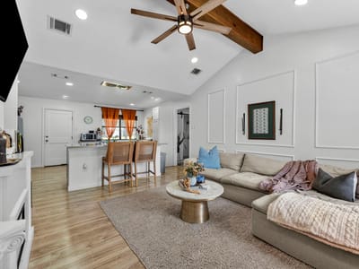 Living area at 308 River Hills DR - 4 bed 2 bath home