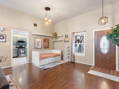 Property photo 4 at 308 Susana DR - 3 bed 2 bath home